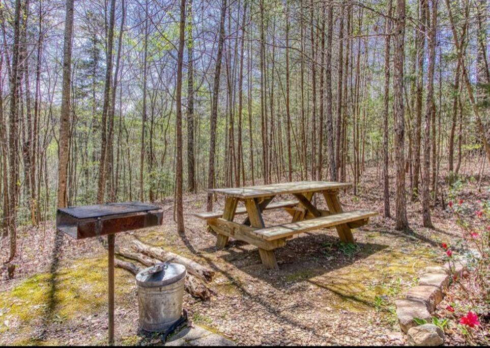 Lazy Bear Cabin Sevierville Kültér fotó