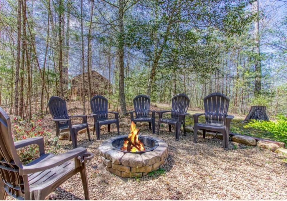 Lazy Bear Cabin Sevierville Kültér fotó